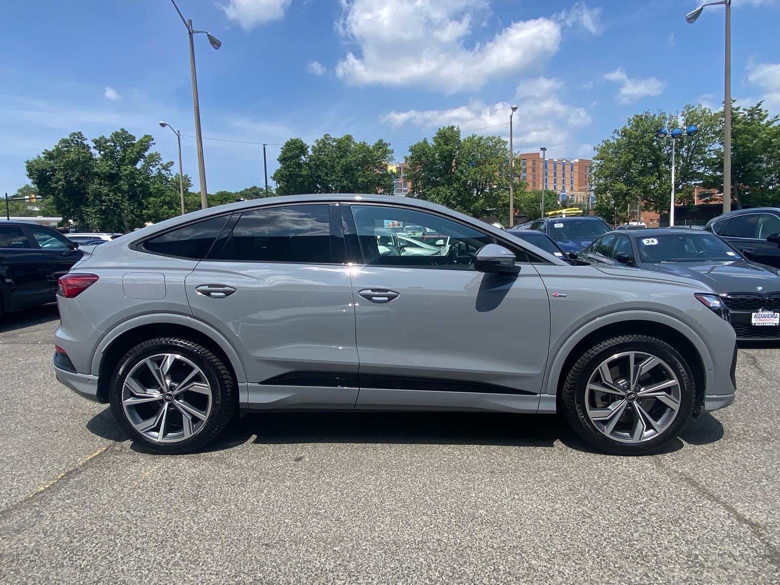 audi q4 sportback e-tron 2023 WA132BFZ4PP040778 image audi q4 sportback e-tron 2023 WA132BFZ4PP040778 image